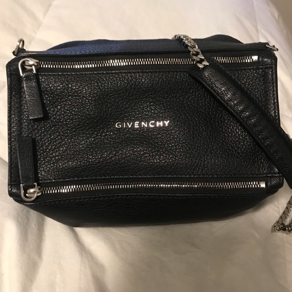 GIVENCHY Crossbody Mini Pandora Bag (Sugar Goatskin + Chain)